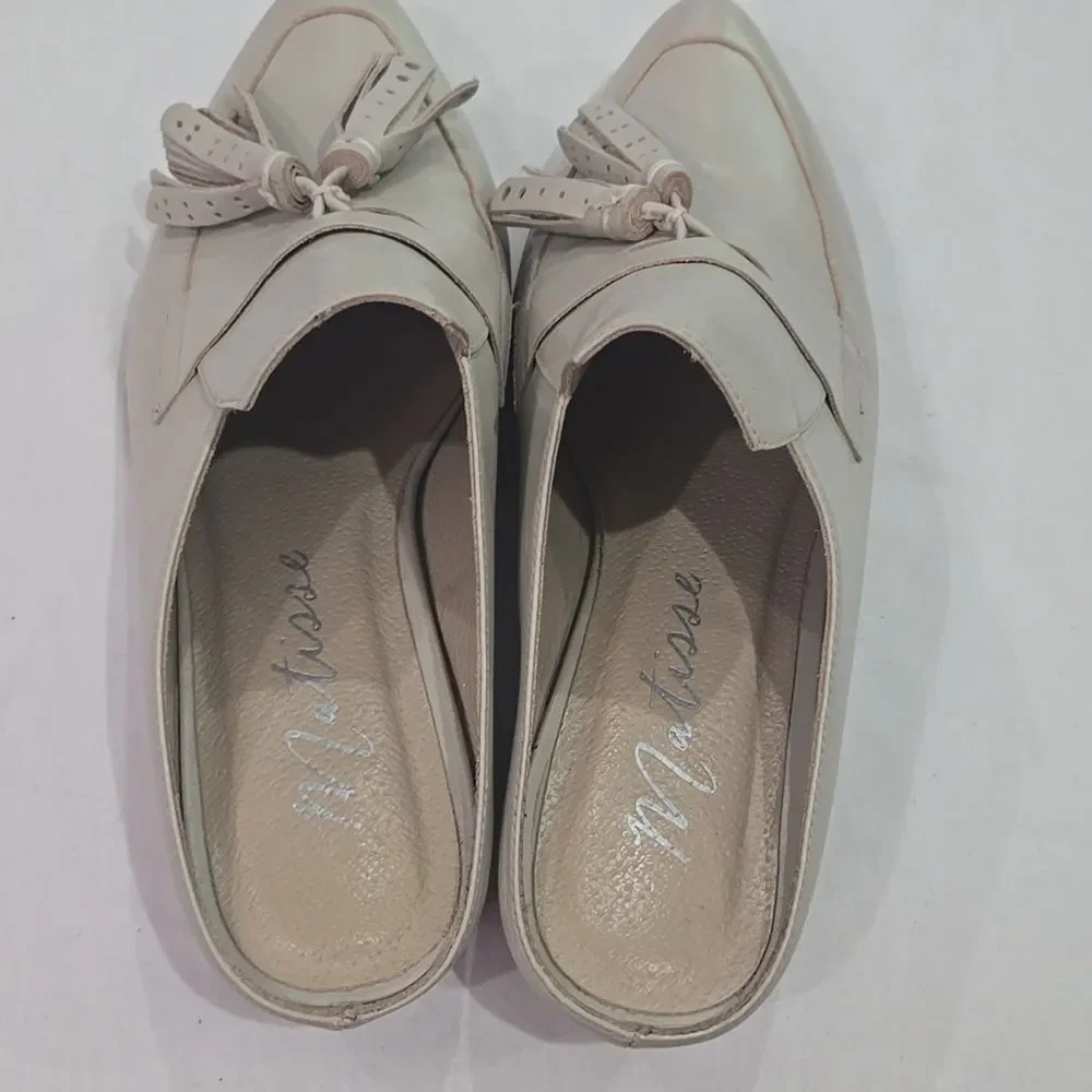 Matisse Beige Skill Tassel Slip On Loafers Size 8.5 - Picture 5 of 8